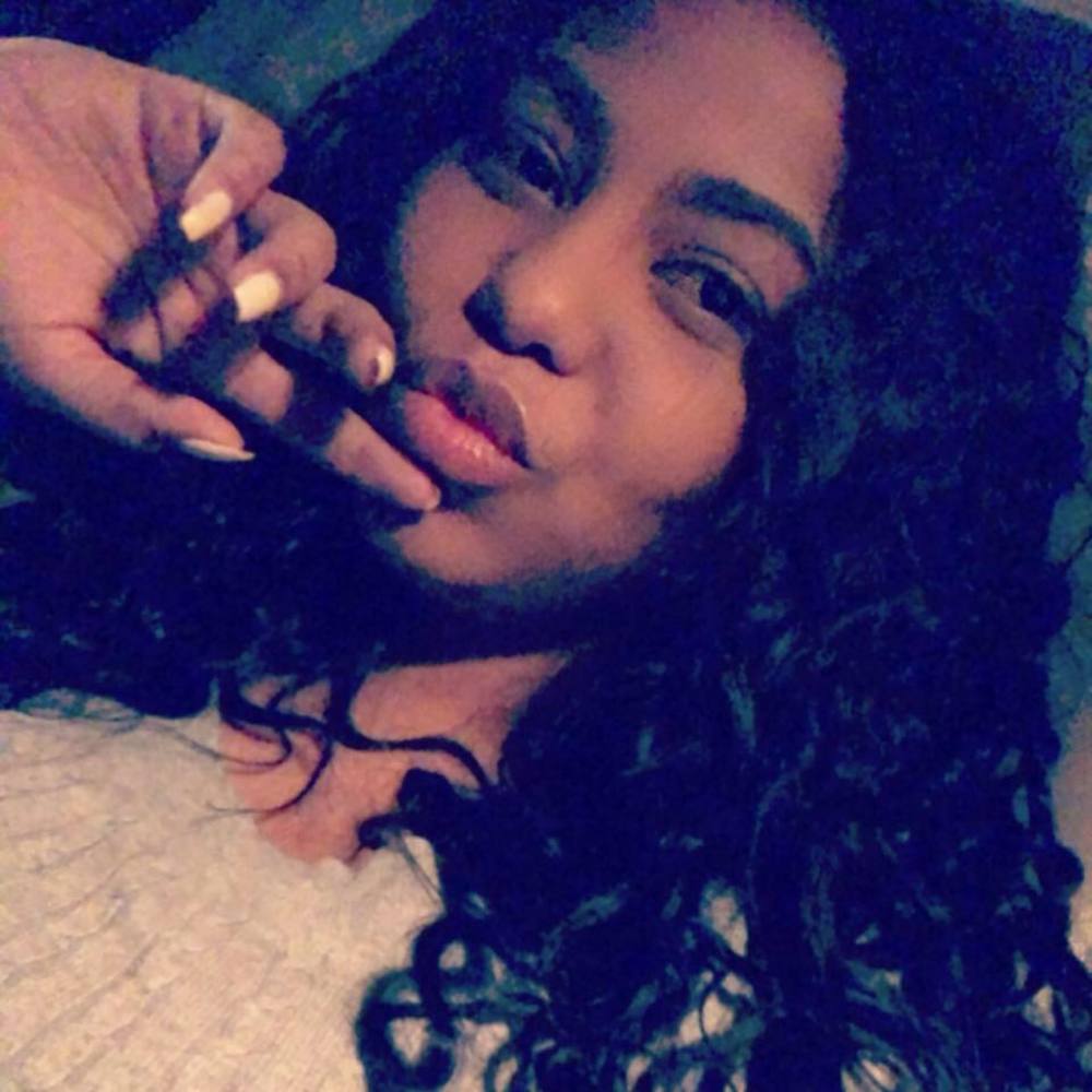 Meet your Posher, Dilayra